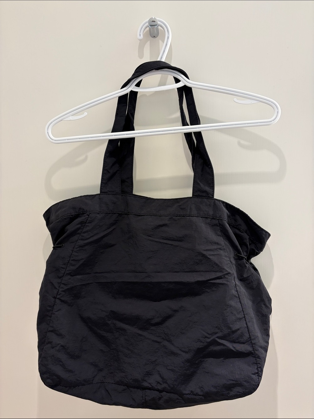 Lululemon Side-Cinch Shopper Bag Black Nylon Tote 18L - Picture 2 of 2